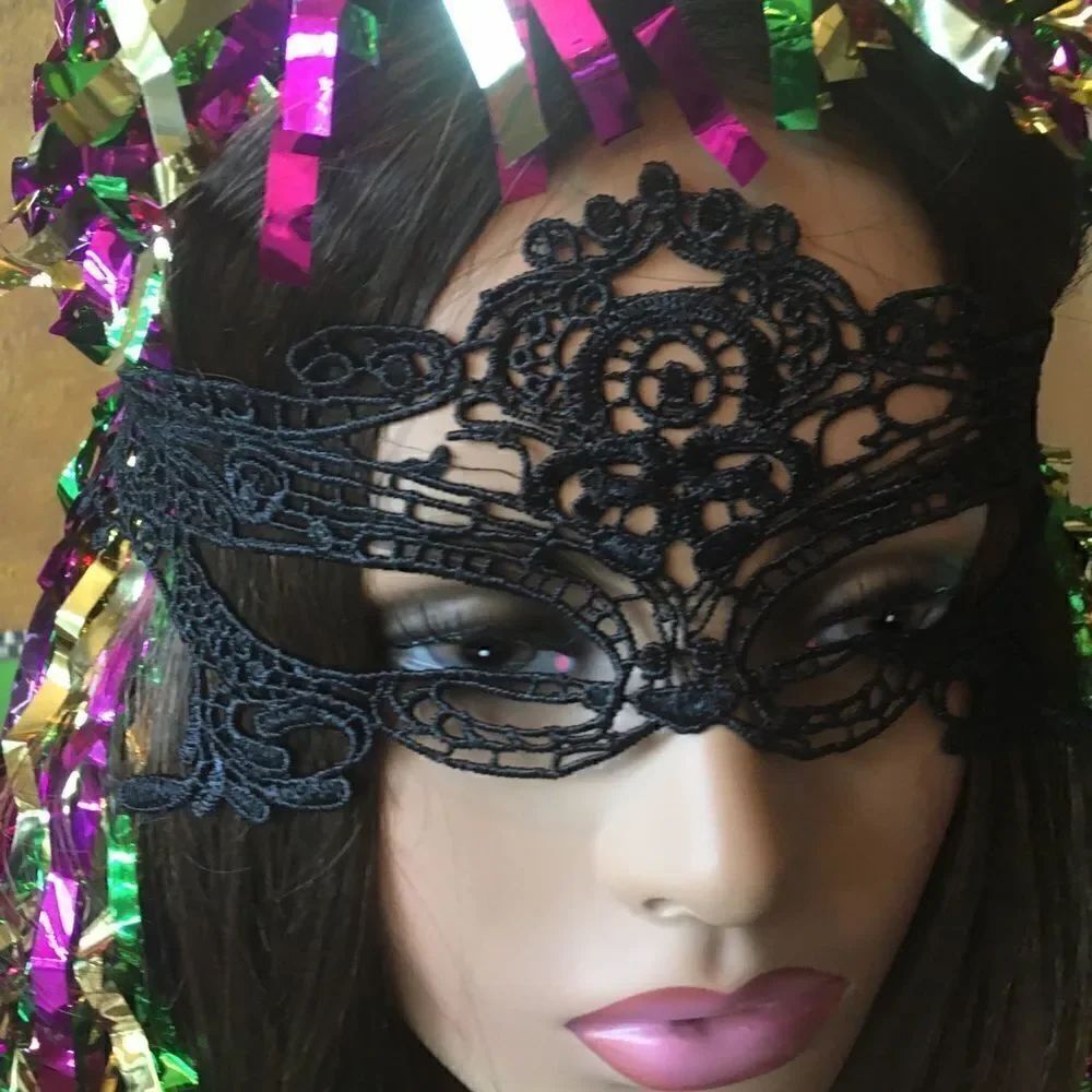 🎃 - 17 Lace Mask!